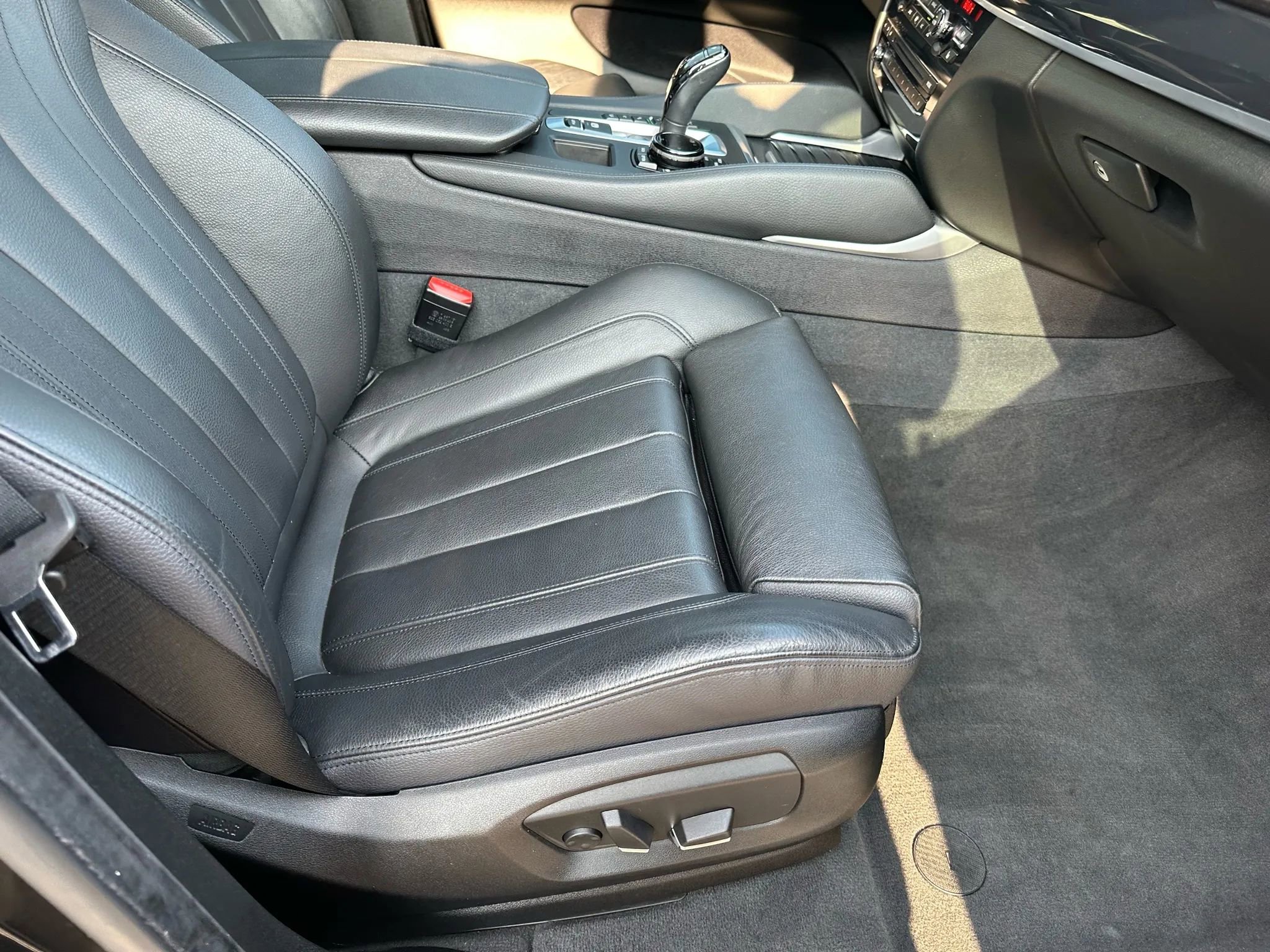 Used 2016 BMW X6 xDrive35i image 31