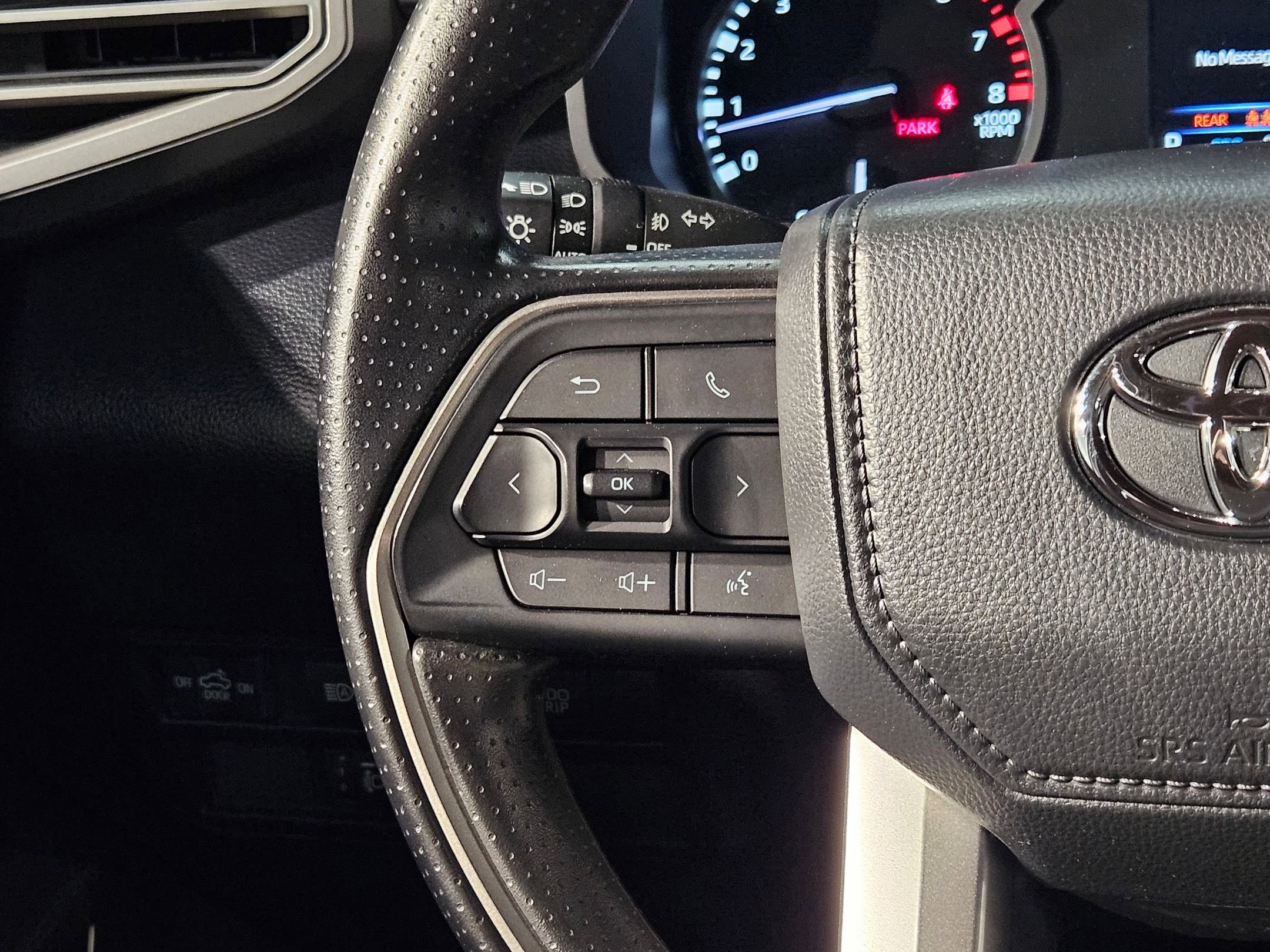 Used 2025 Toyota Tundra SR5 AWD/4WD image 26