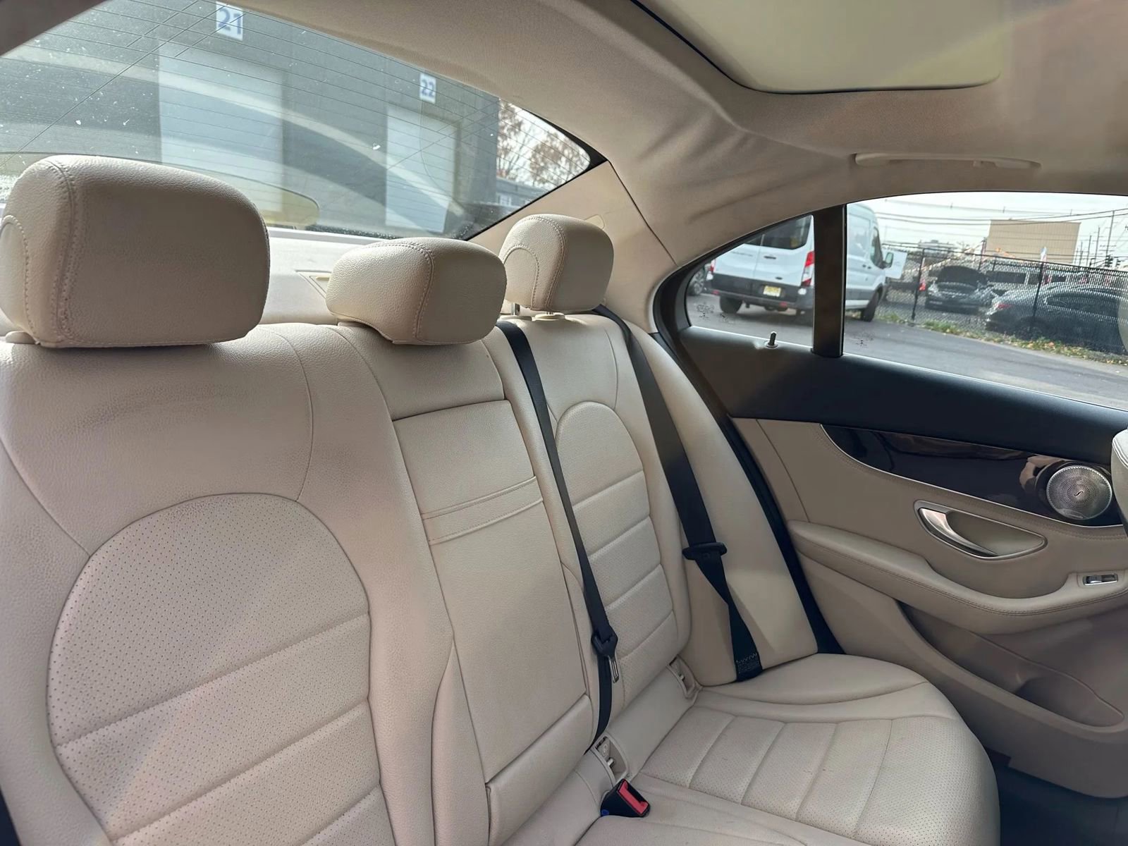 Used 2015 Mercedes-Benz C 300 4MATIC Sedan image 16