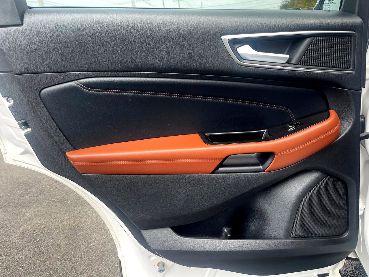 Used 2016 Ford Edge Titanium w/ Equipment Group 302A image 17