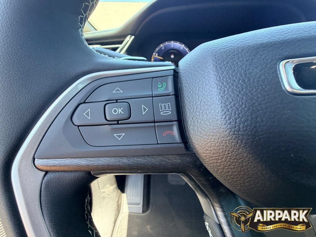 New 2026 Jeep Grand Cherokee Limited w/ Luxury Tech Group II AWD/4WD image 20