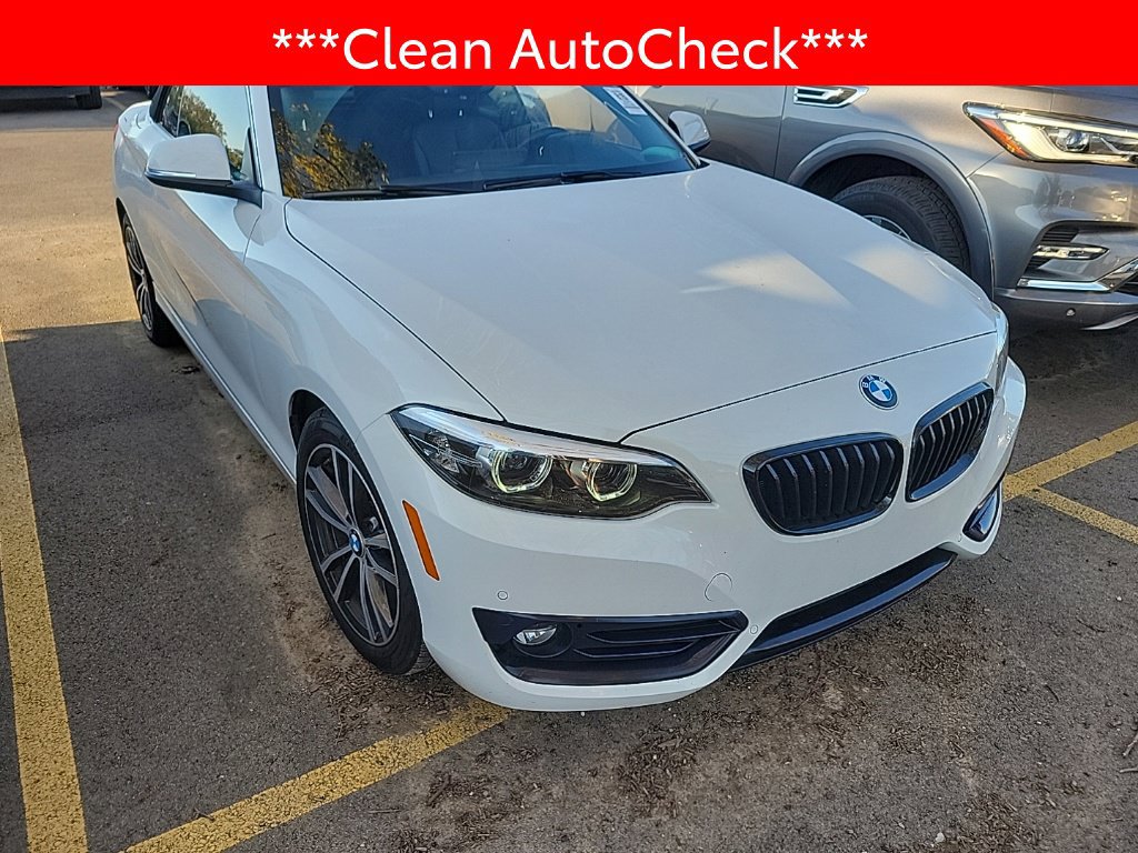 Used 2020 BMW 230i xDrive Convertible AWD/4WD image 3
