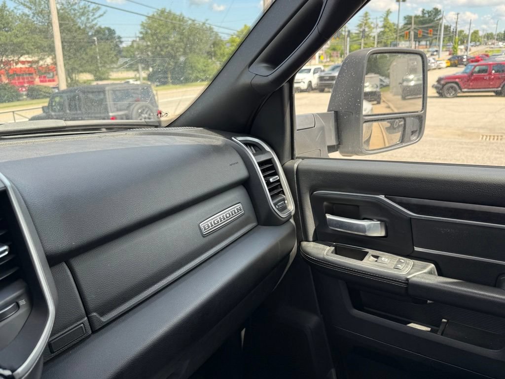Used 2024 RAM 3500 Big Horn w/ Night Edition AWD/4WD image 22