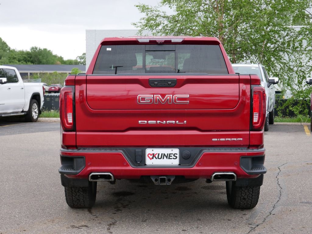 Used 2022 GMC Sierra 1500 Denali w/ Technology Package AWD/4WD image 9