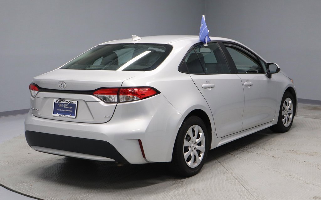 Used 2022 Toyota Corolla LE image 11