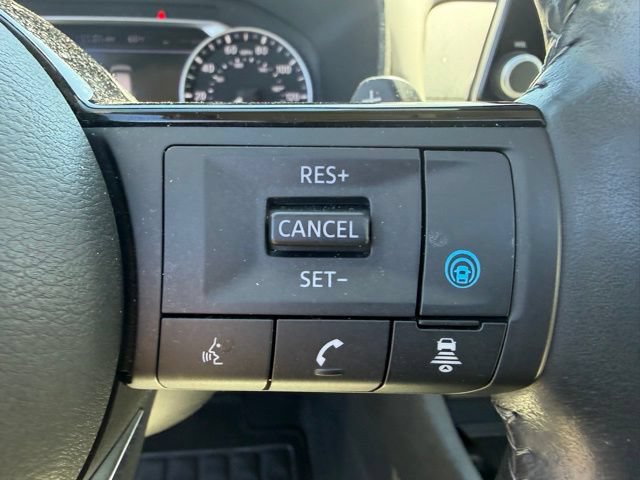 Used 2023 Nissan Rogue SV w/ SV Premium B Package AWD/4WD image 14