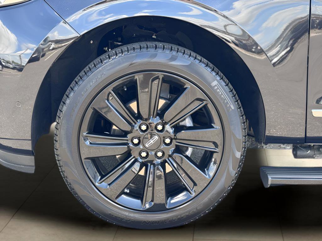 Used 2024 Lincoln Navigator Reserve image 43