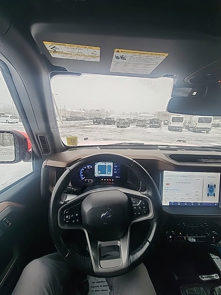 Used 2023 Ford Bronco Outer Banks image 2