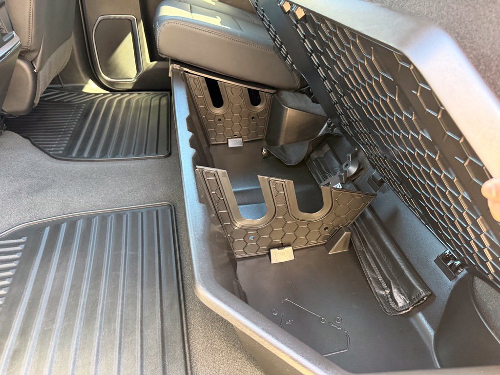 Certified 2024 Chevrolet Silverado 1500 LTZ w/ LTZ Convenience Package II AWD/4WD image 14