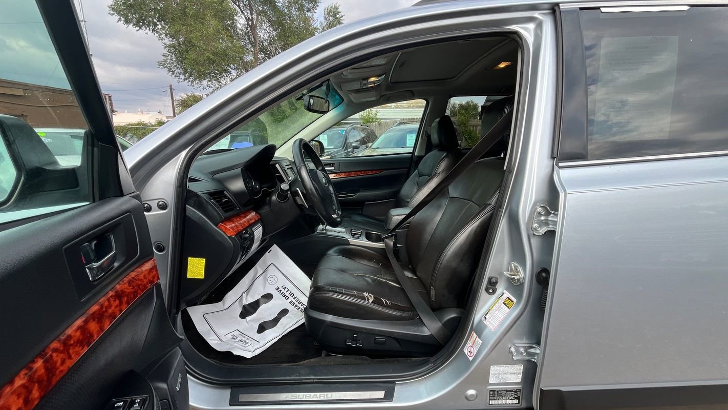 Used 2012 Subaru Outback 2.5i Limited w/ Moonroof Pkg image 19