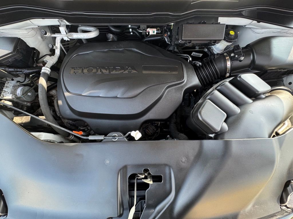 Used 2022 Honda Pilot Sport image 33