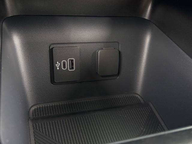New 2026 Ford Explorer Active RWD image 45