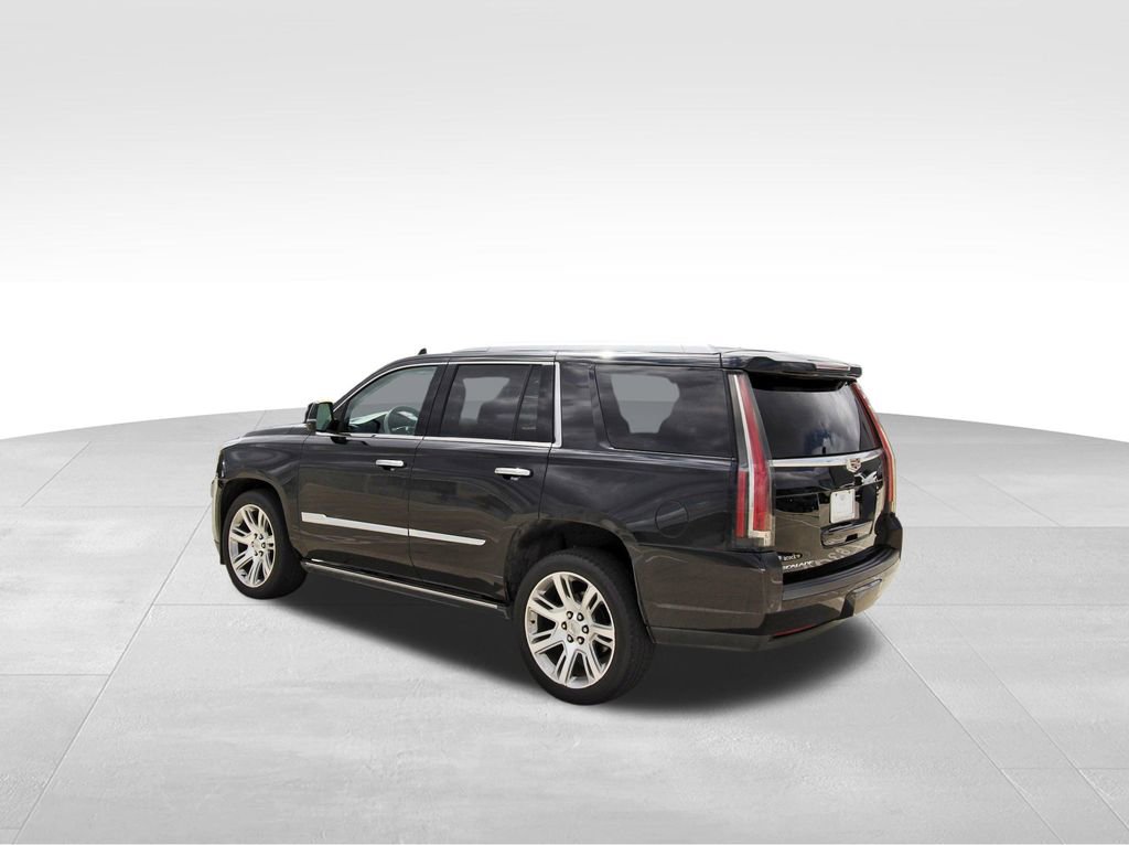 Used 2016 Cadillac Escalade Premium image 3