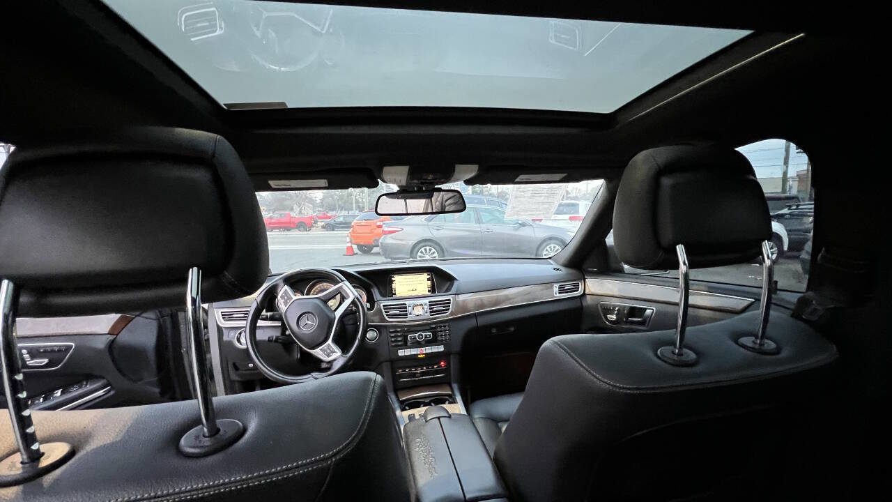 Used 2015 Mercedes-Benz E 350 4MATIC Sedan image 16