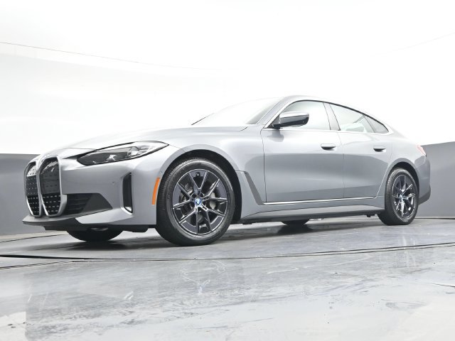 Used 2024 BMW i4 eDrive35 w/ Premium Package RWD image 38