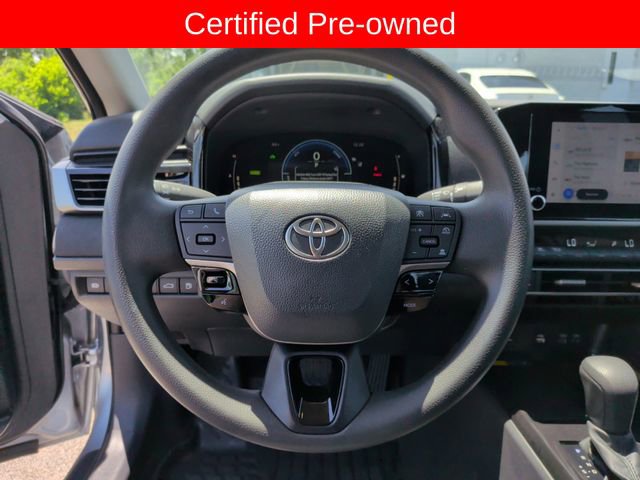 Used 2025 Toyota Camry LE FWD image 15