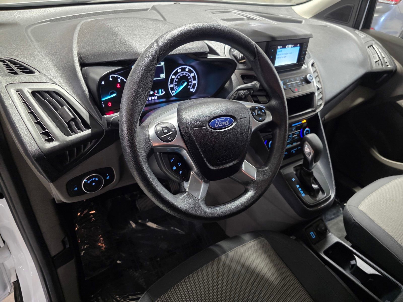 Used 2020 Ford Transit Connect XL image 27