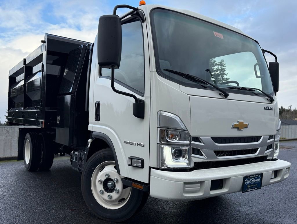 New 2024 Chevrolet Low Cab Forward image 8