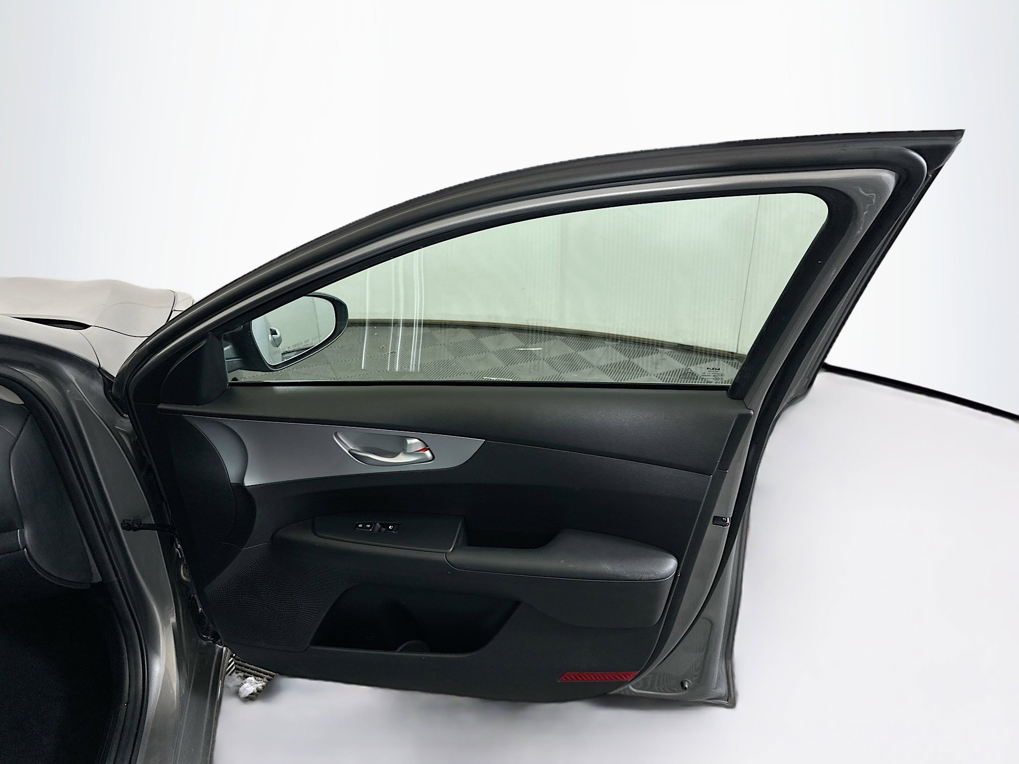 Used 2024 Kia Forte LXS image 29