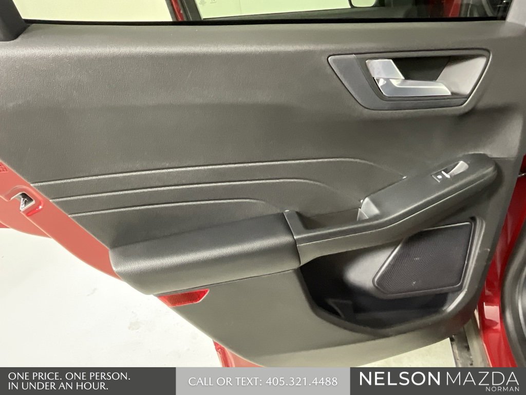 Used 2024 Ford Escape ST-Line w/ Tech Pack #1 image 18