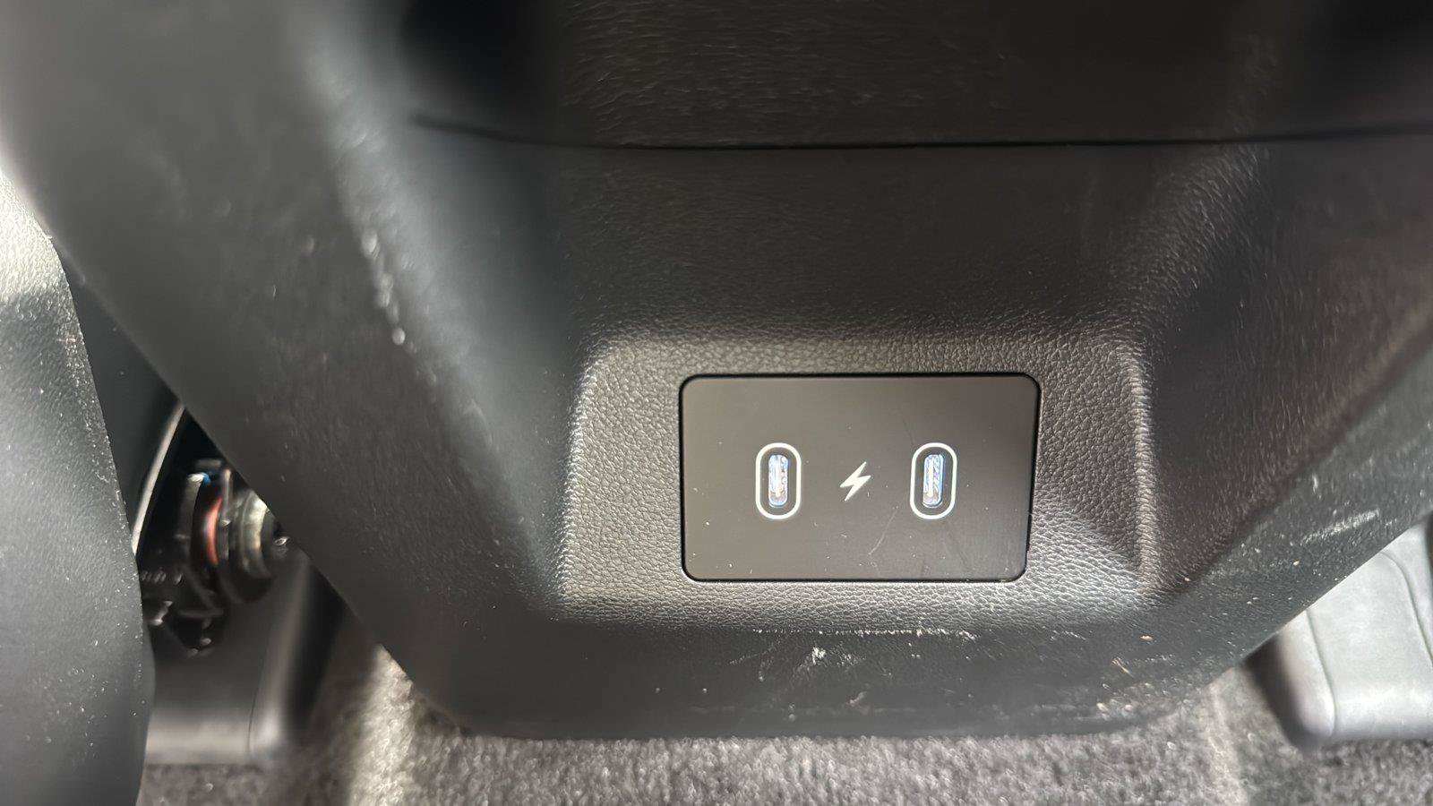 Used 2025 Hyundai Tucson SE FWD image 24