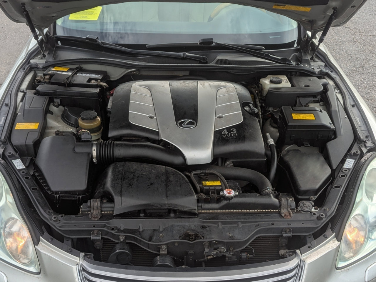 Used 2005 Lexus SC 430 Convertible image 38