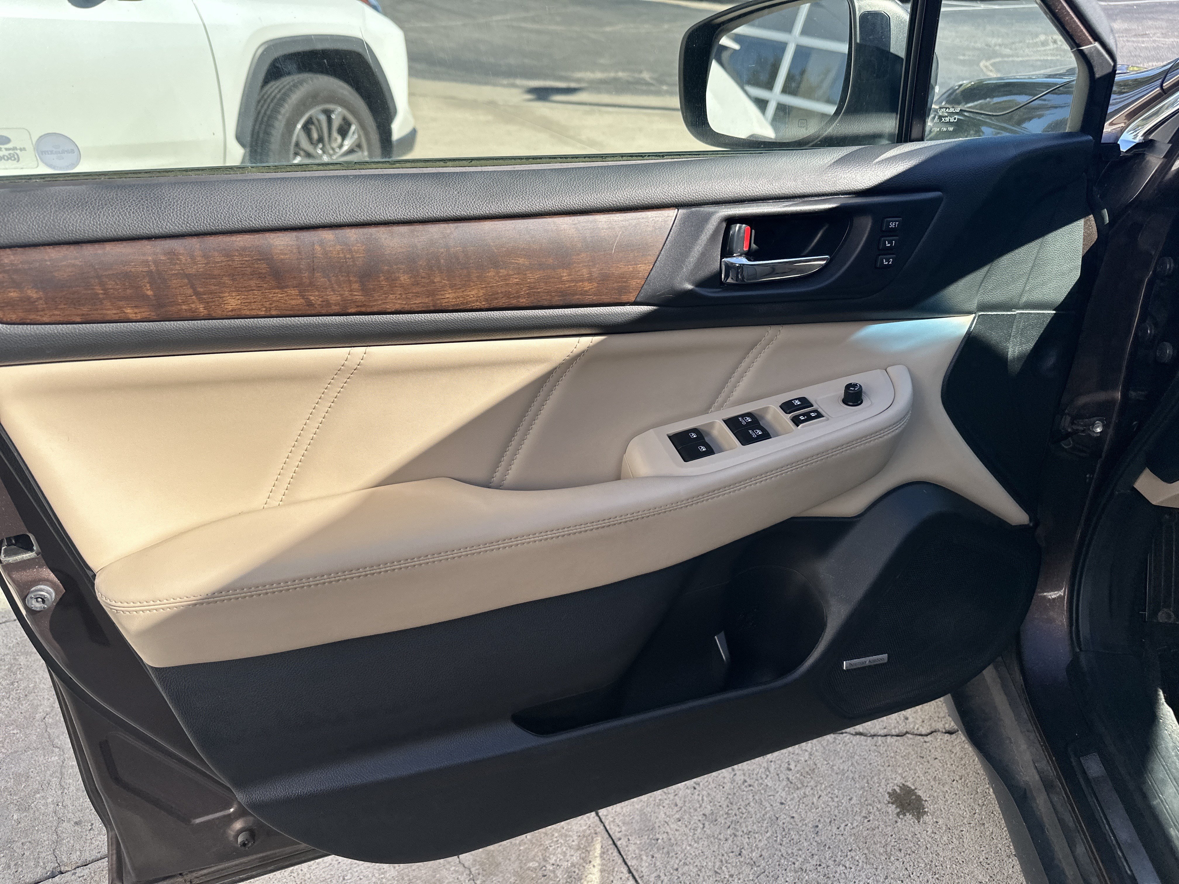 Used 2019 Subaru Outback 2.5i Limited AWD/4WD image 13