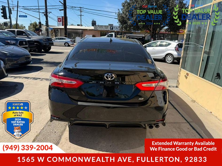 Used 2019 Toyota Camry SE FWD image 14