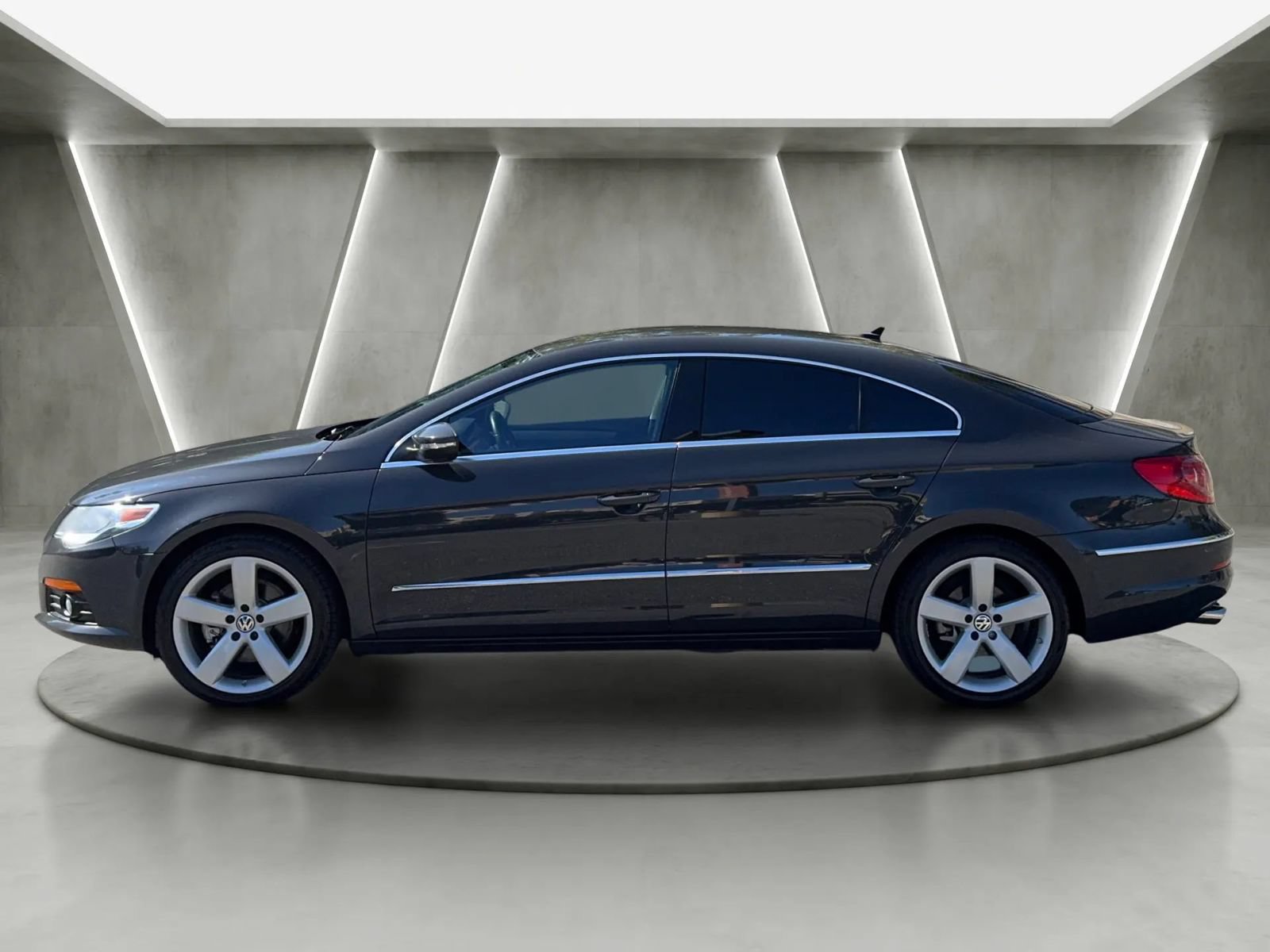 Used 2012 Volkswagen CC Lux Limited FWD image 6