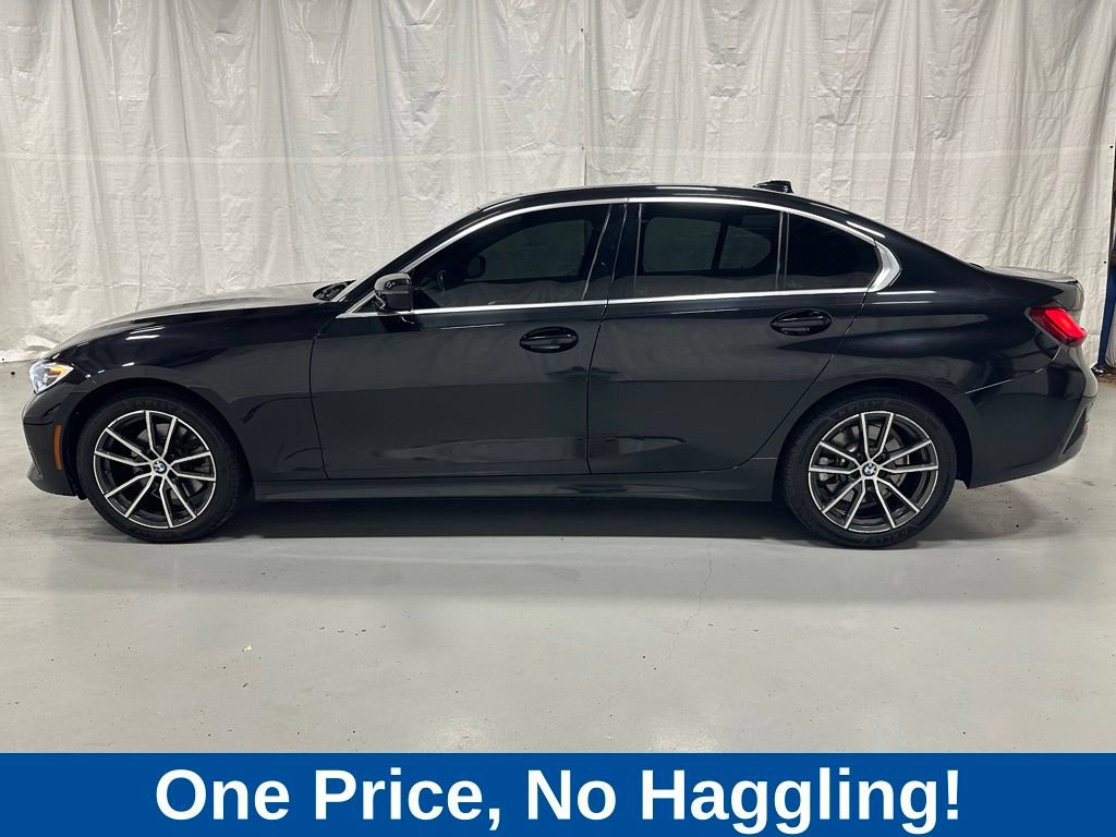 Used 2022 BMW 330i xDrive Sedan AWD/4WD image 4