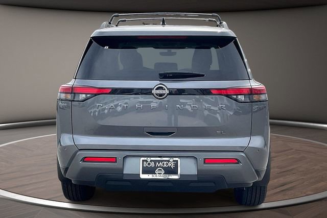New 2026 Nissan Pathfinder SL image 4