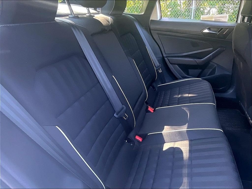 Certified 2023 Volkswagen Jetta Sport FWD image 16
