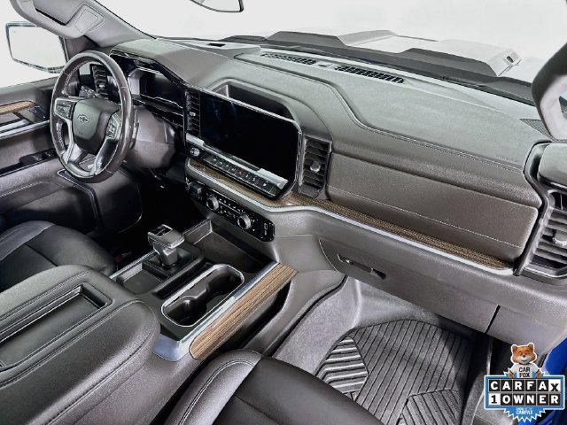 Used 2022 Chevrolet Silverado 1500 LT Trail Boss w/ LT Trail Boss Premium Package AWD/4WD image 31