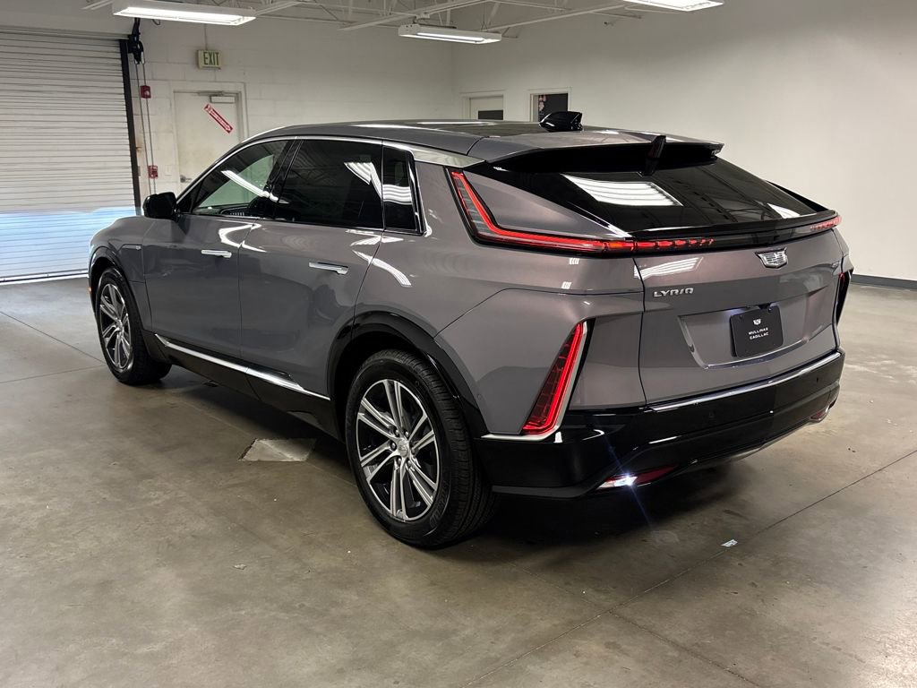 New 2026 Cadillac Lyriq Premium Luxury image 15