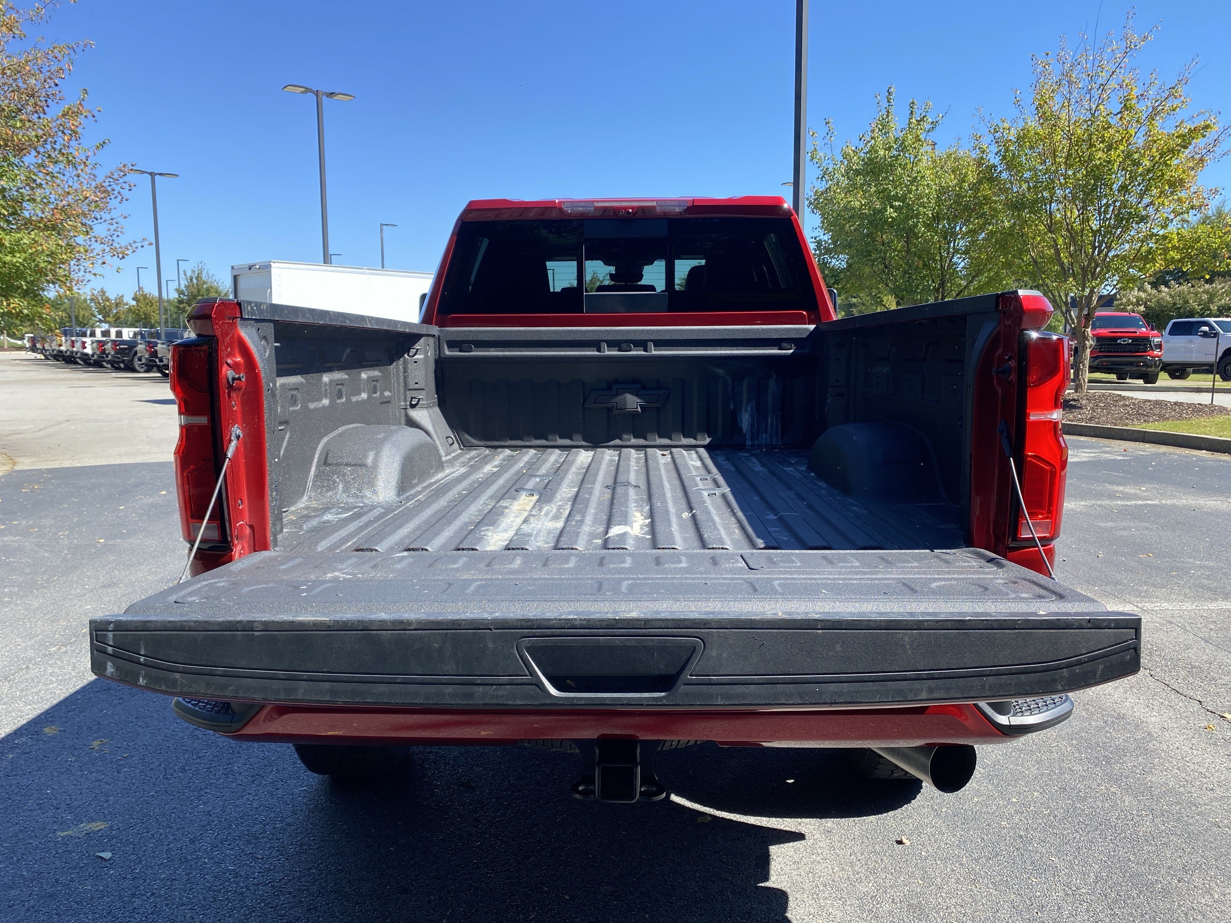 Used 2026 Chevrolet Silverado 2500 High Country w/ High Country Premium Package AWD/4WD image 56