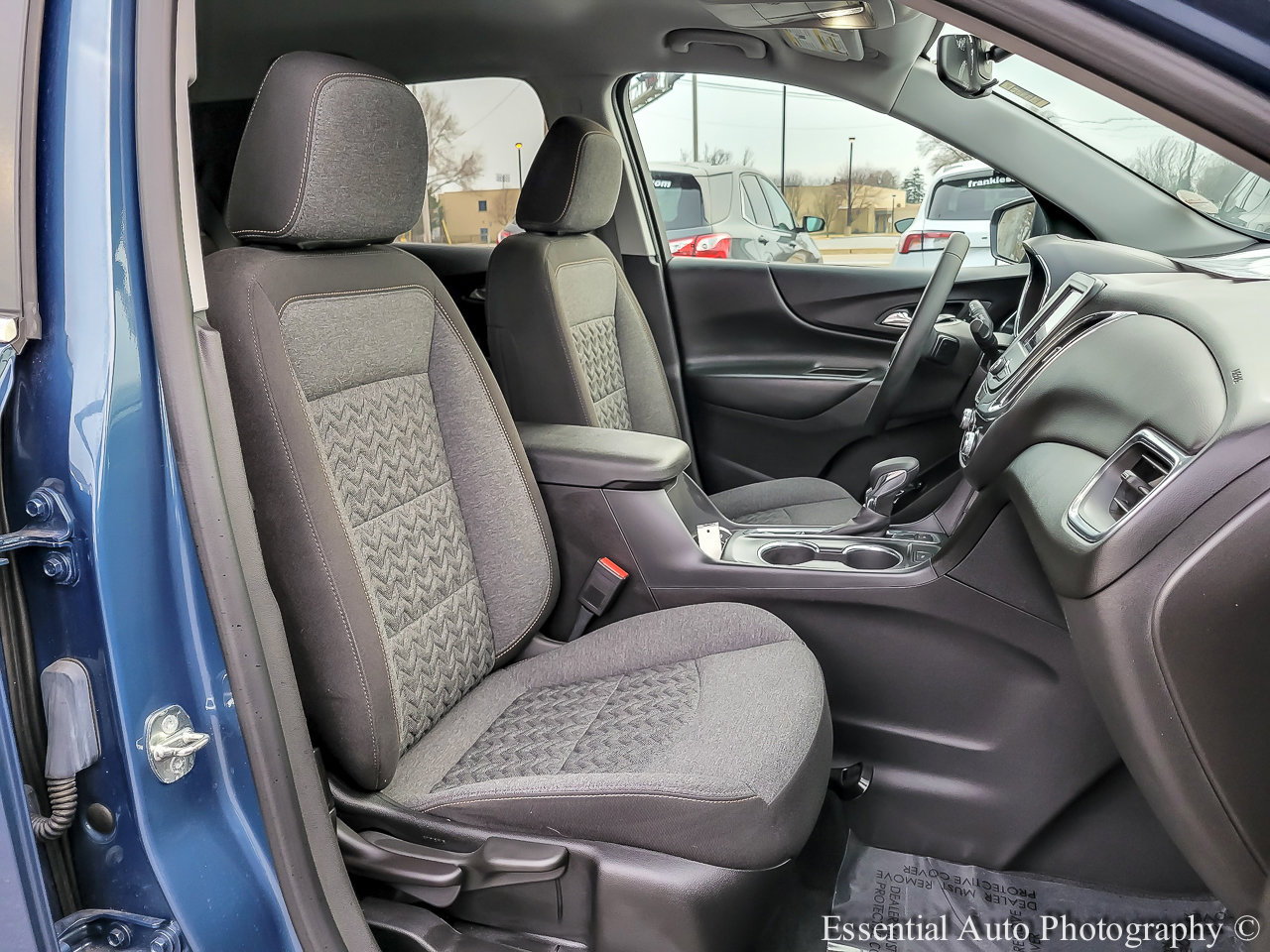 Used 2024 Chevrolet Equinox LT w/ LPO, Floor Liner Package AWD/4WD image 30