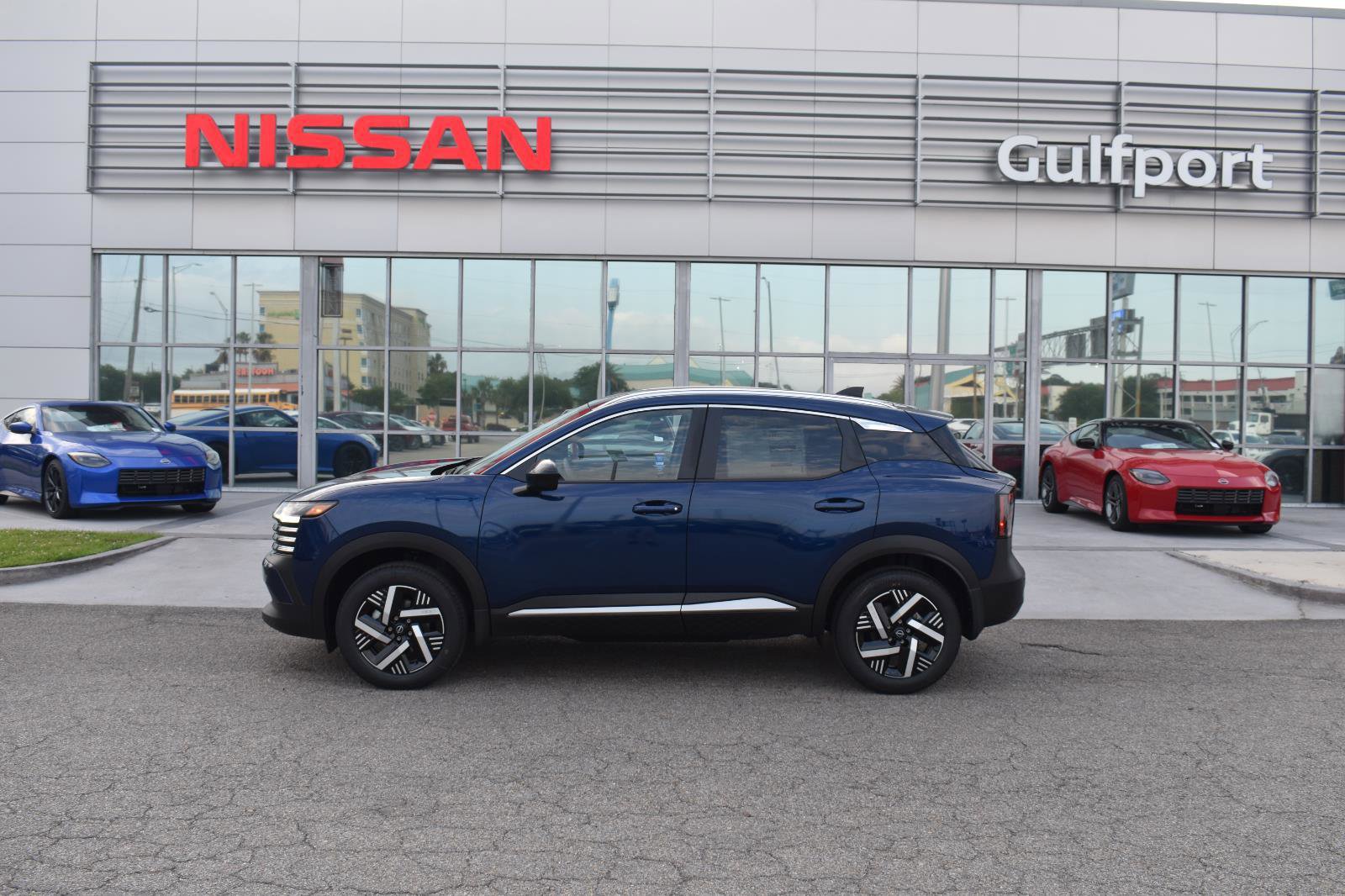 New 2026 Nissan Kicks SV w/ Interior Electronics Package FWD image 3