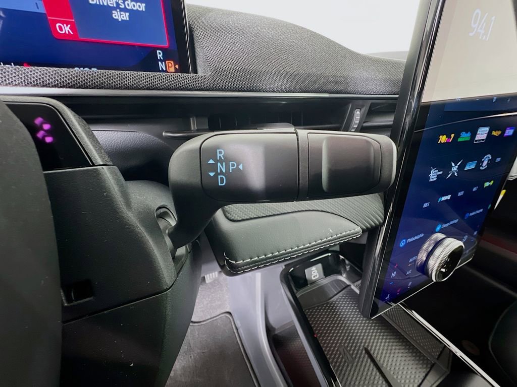 Used 2025 Ford Mustang Mach-E Premium image 39