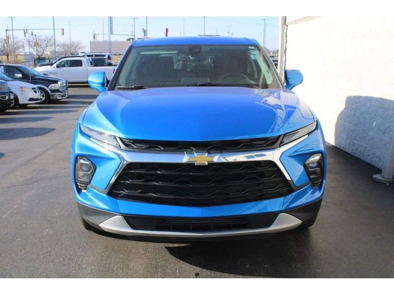 Used 2025 Chevrolet Blazer LT image 11