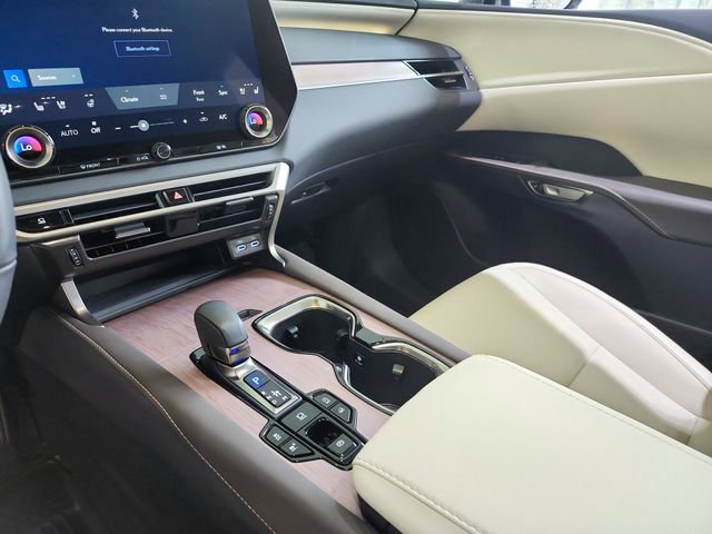 Used 2024 Lexus RX 350 Premium w/ Convenience Package image 10
