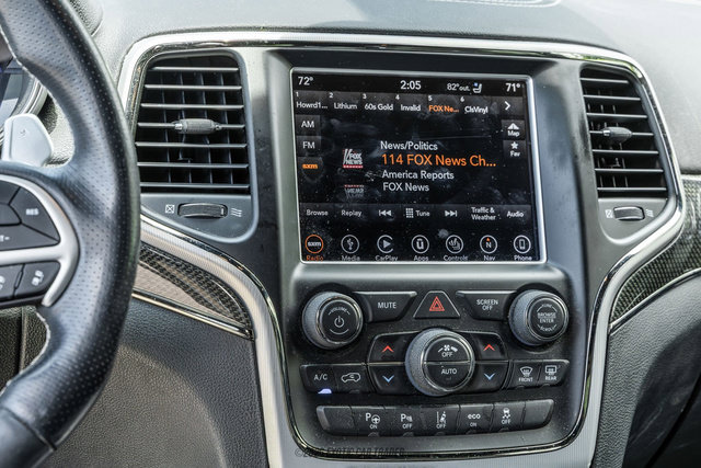 Used 2018 Jeep Grand Cherokee Trackhawk AWD/4WD image 41