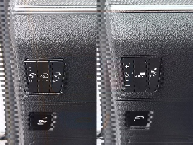 Used 2023 Kia K5 GT-Line image 24