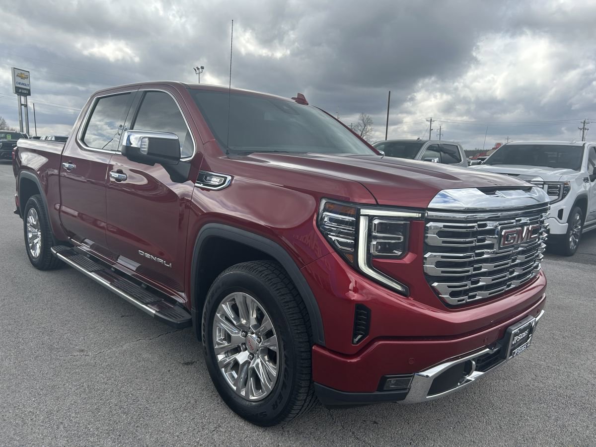 Used 2022 GMC Sierra 1500 Denali image 2