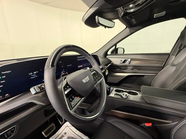 New 2027 Cadillac Vistiq Sport AWD/4WD image 6