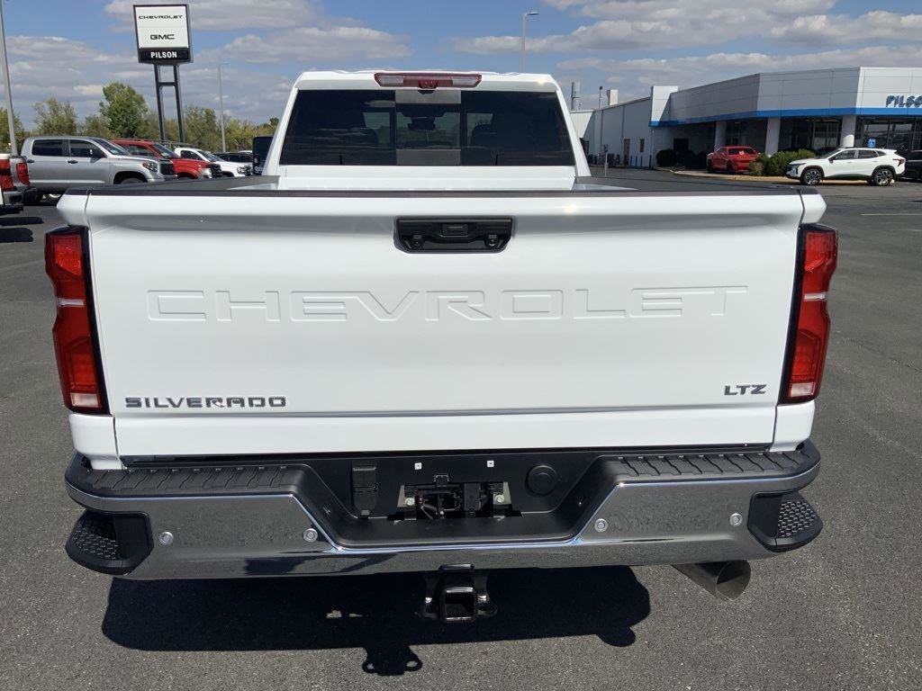 New 2026 Chevrolet Silverado 3500 LTZ w/ LTZ Premium Package image 13