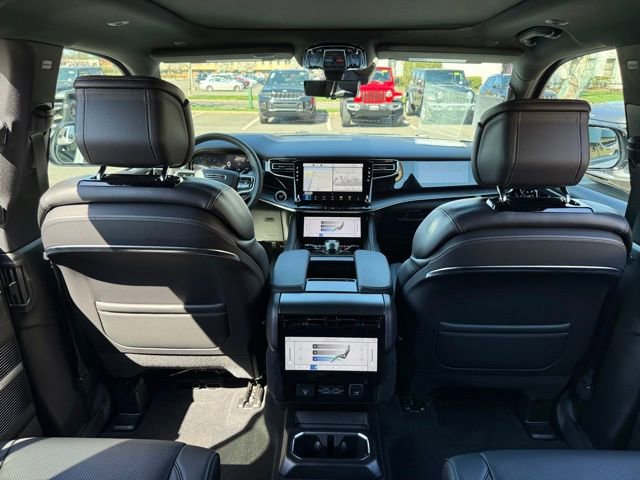 New 2026 Jeep Grand Wagoneer Summit image 24