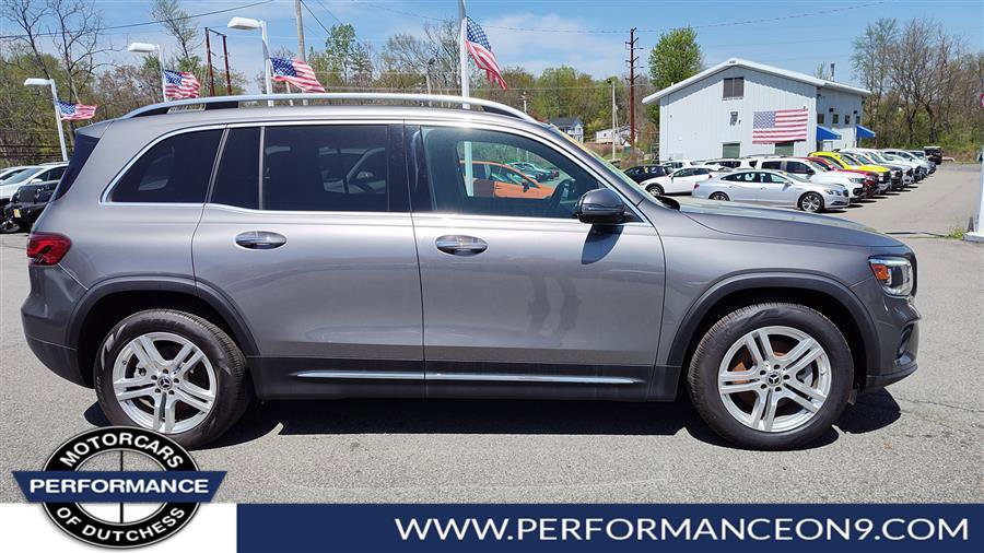 Used 2021 Mercedes-Benz GLB 250 4MATIC image 2