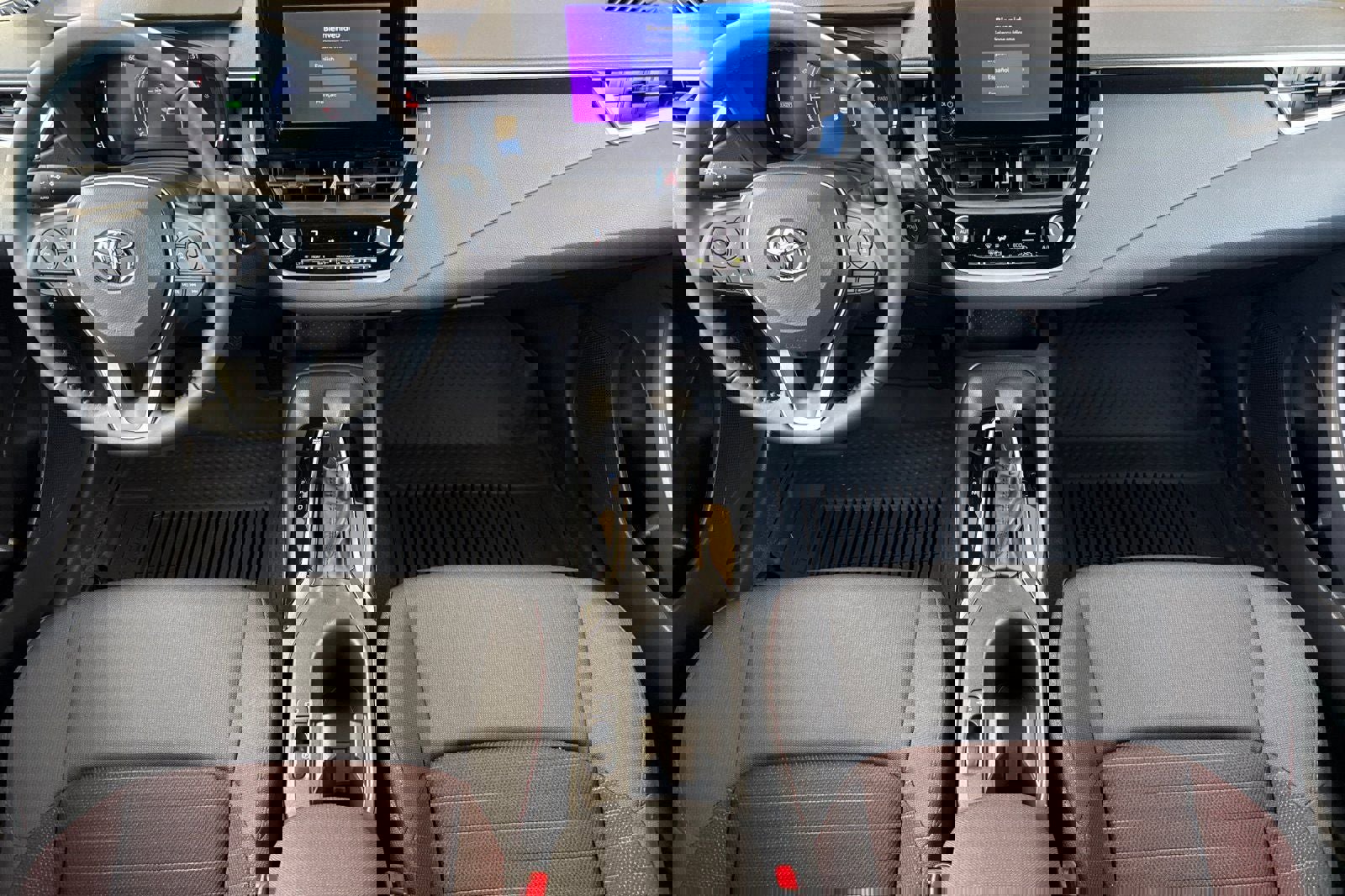 New 2026 Toyota Corolla SE image 15