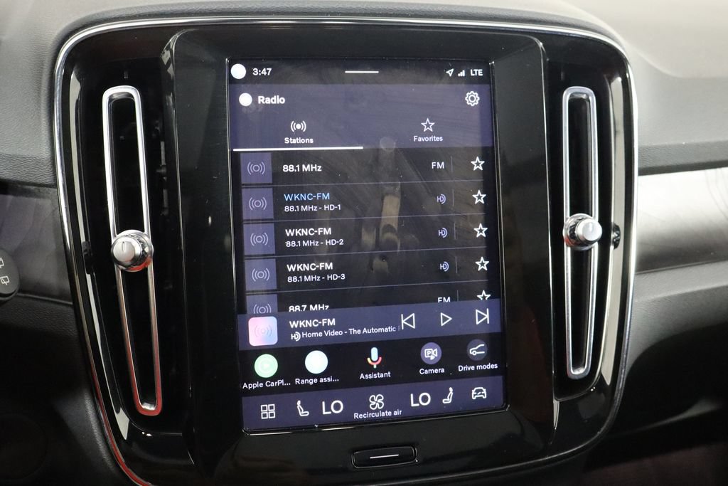 Used 2023 Volvo XC40 Recharge Plus AWD/4WD image 28