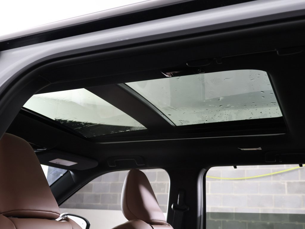 New 2026 Mitsubishi Outlander SEL image 22